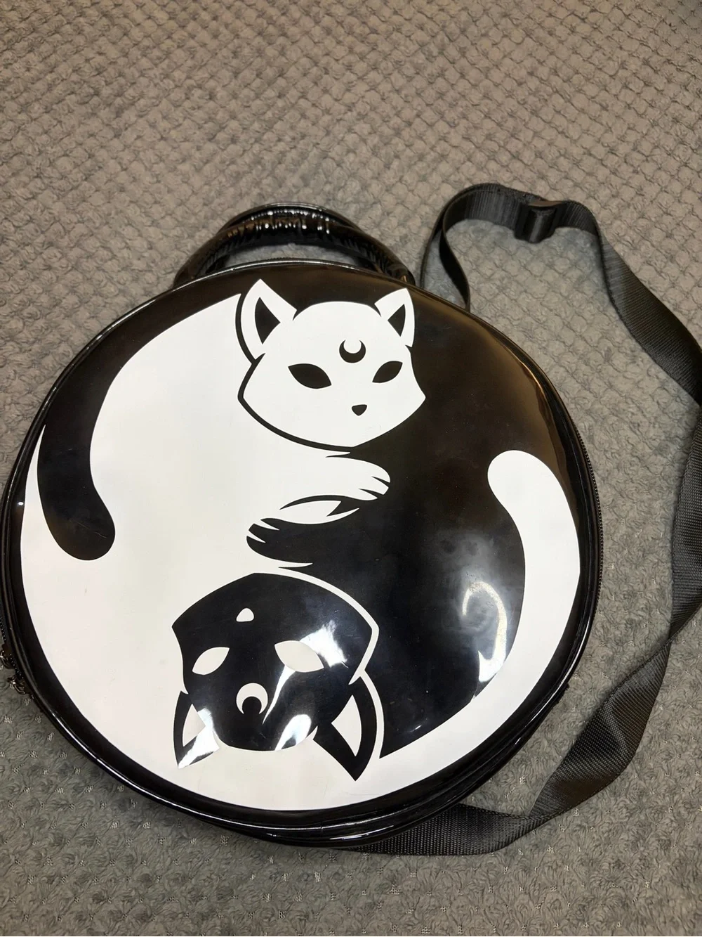 Killstar Black & White Yin-Yang Cat Crossbody Bag